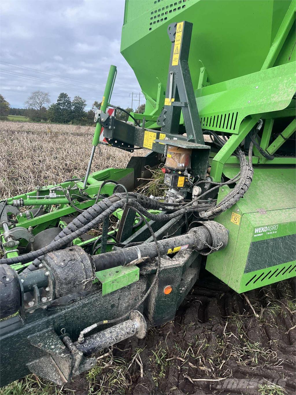 AVR 9200 CR Potatisupptagare och potatisgrävare