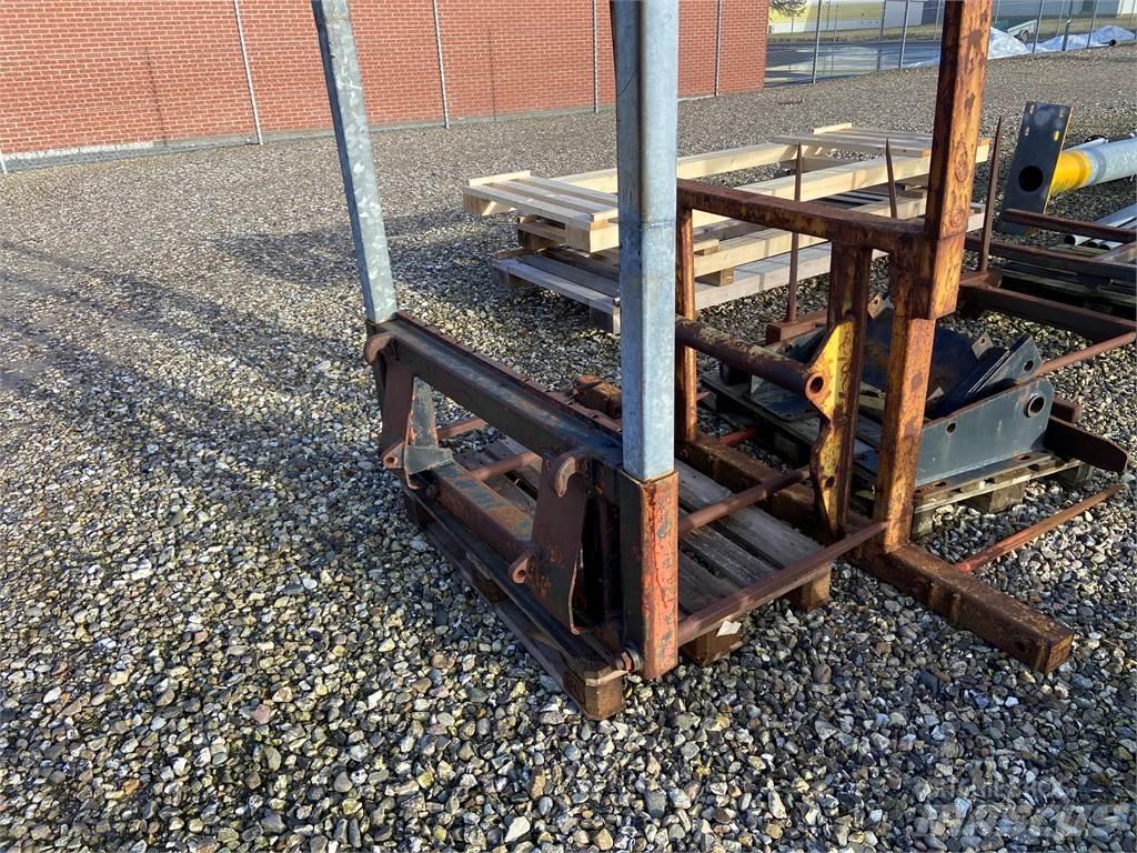  BALLESPYD Frontlastare och grävare