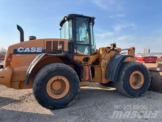 CASE 821E Hjullastare