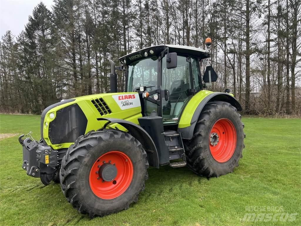 CLAAS ARION 640 Traktorer