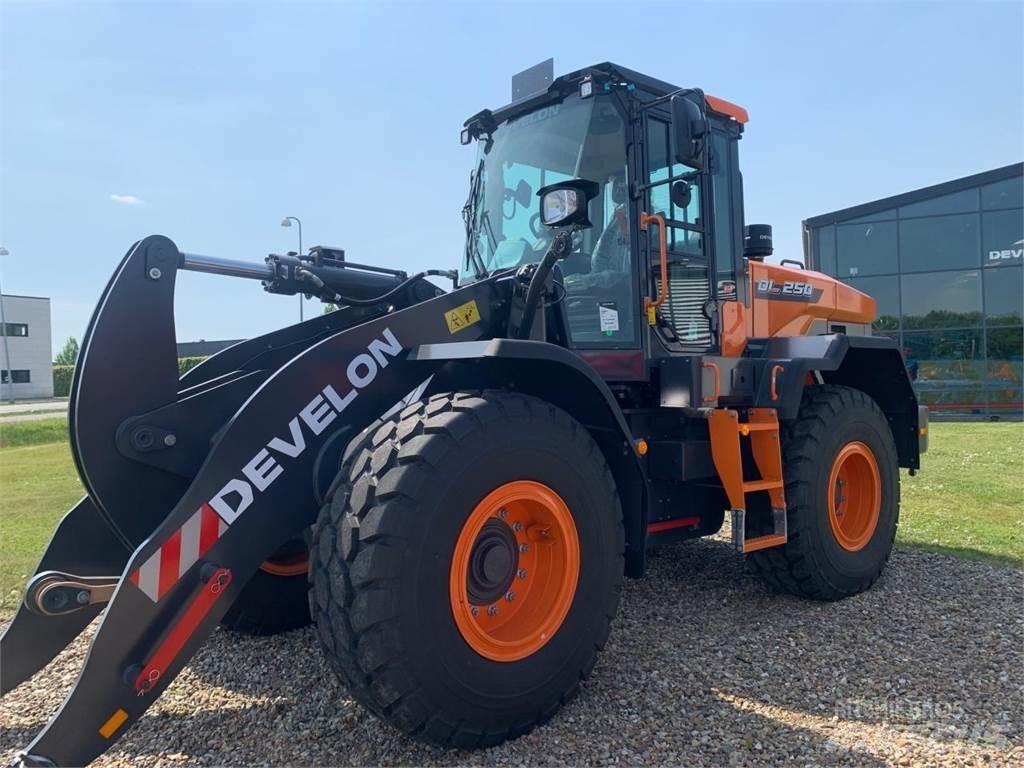 Develon DL250-7 Hjullastare