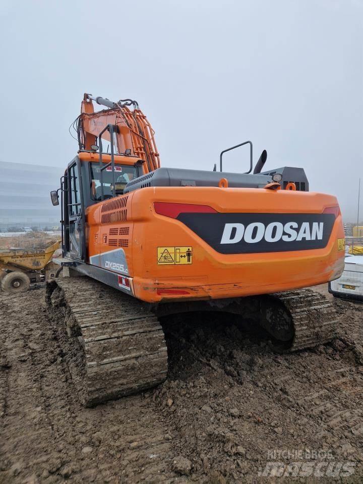 Doosan 255-5 Bandgrävare