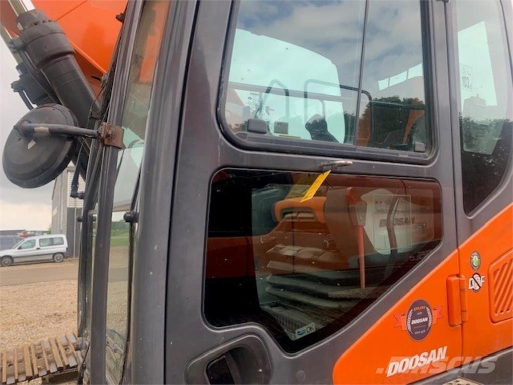 Doosan 255-5 Bandgrävare