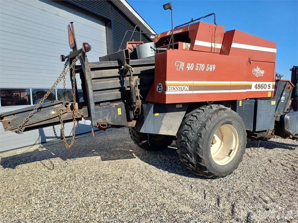 Hesston 4860S Fyrkantspressar