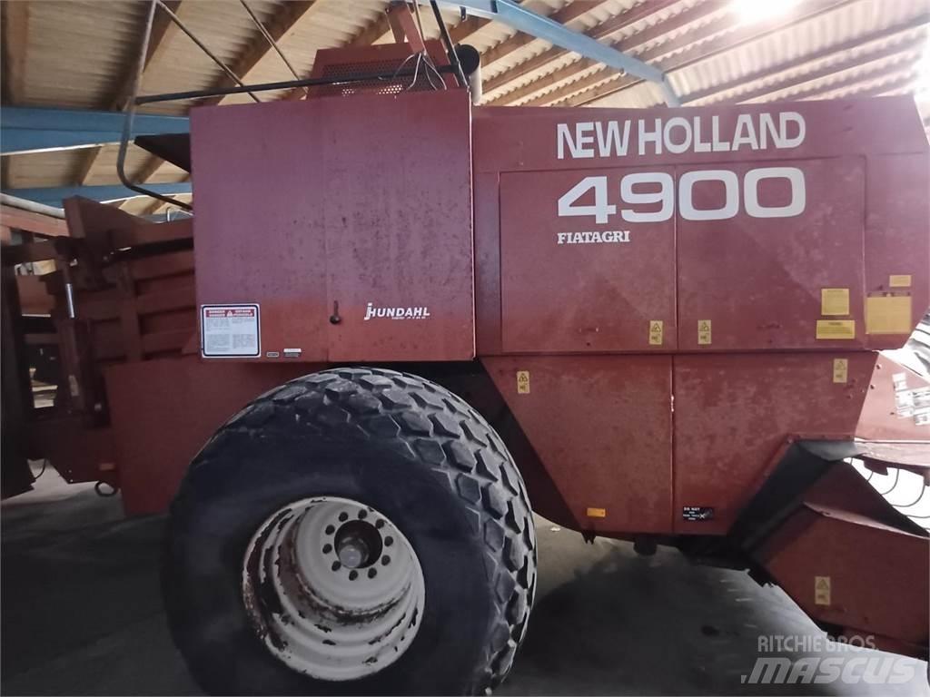 Hesston 4900 Fyrkantspressar