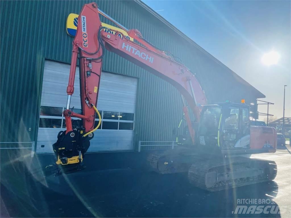 Hitachi ZX210-6 Bandgrävare
