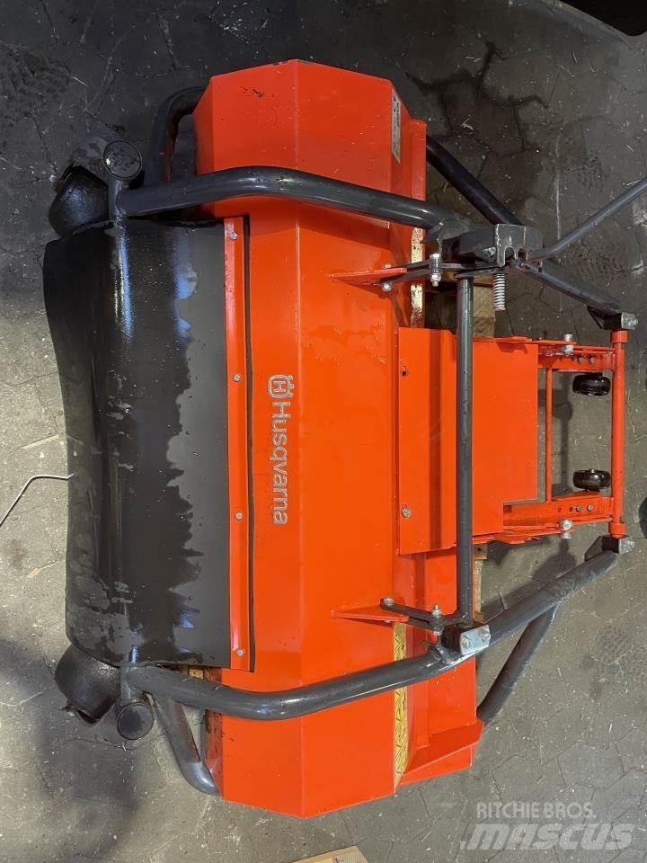 Husqvarna P100 Slåttermaskiner
