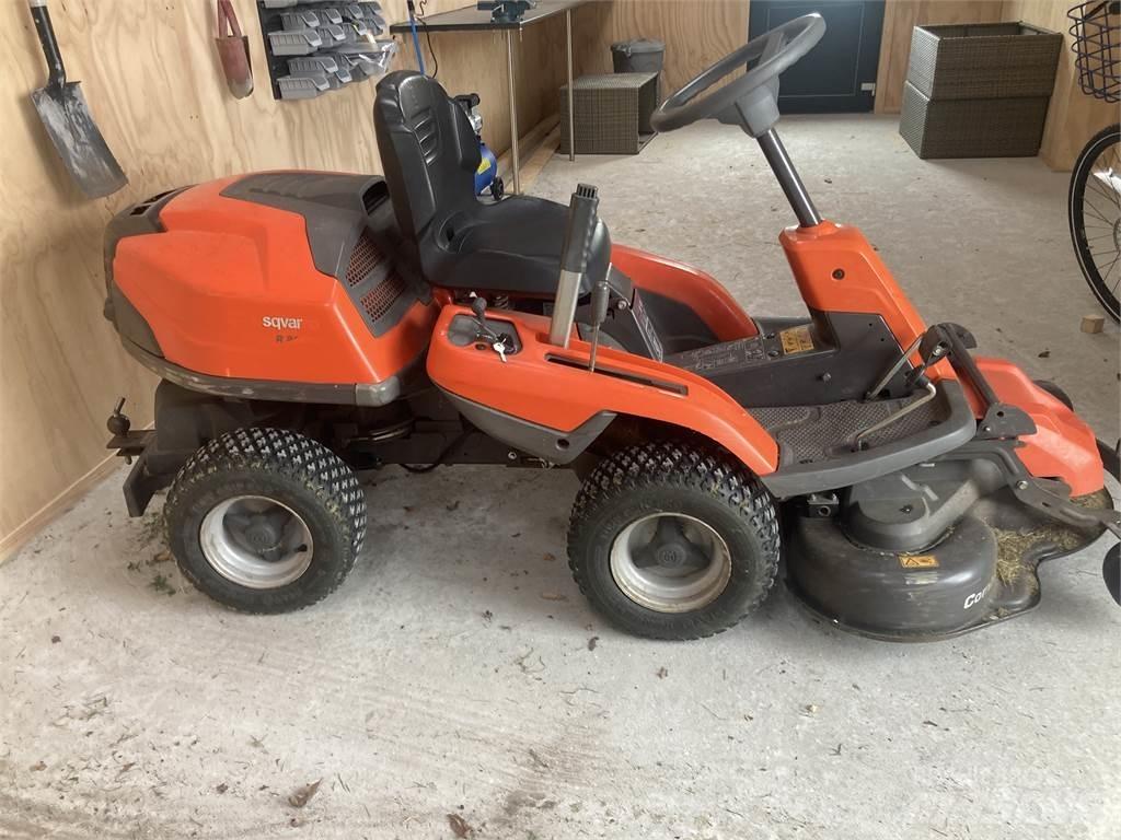 Husqvarna R214TC Slåttermaskiner