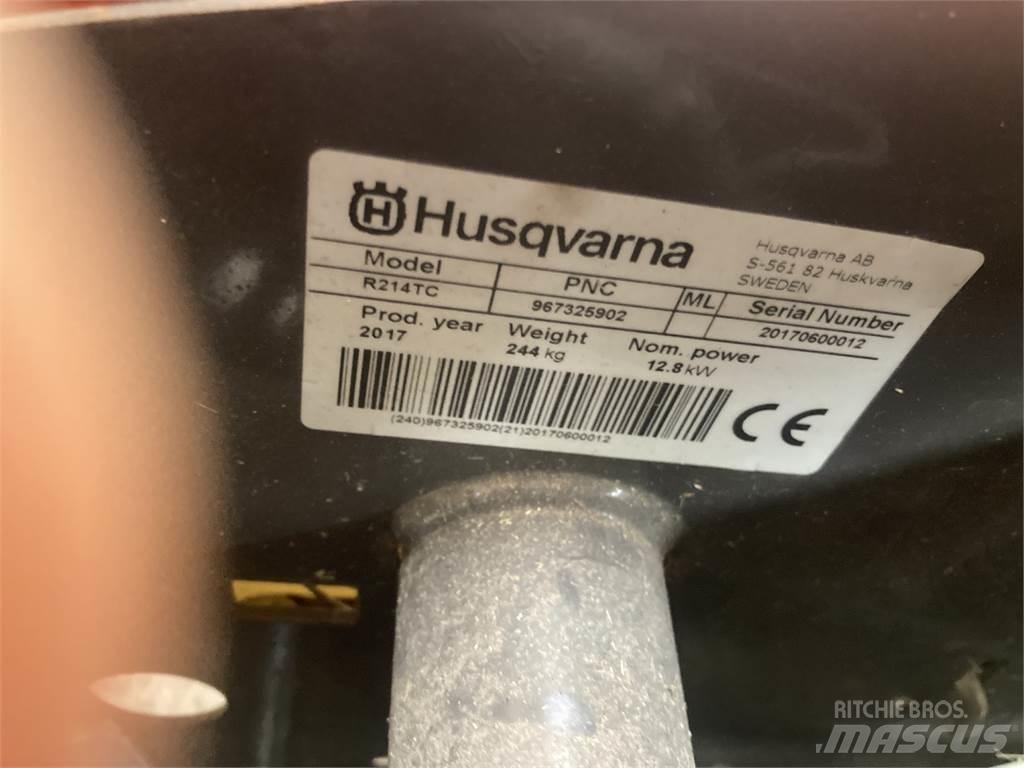 Husqvarna R214TC Slåttermaskiner