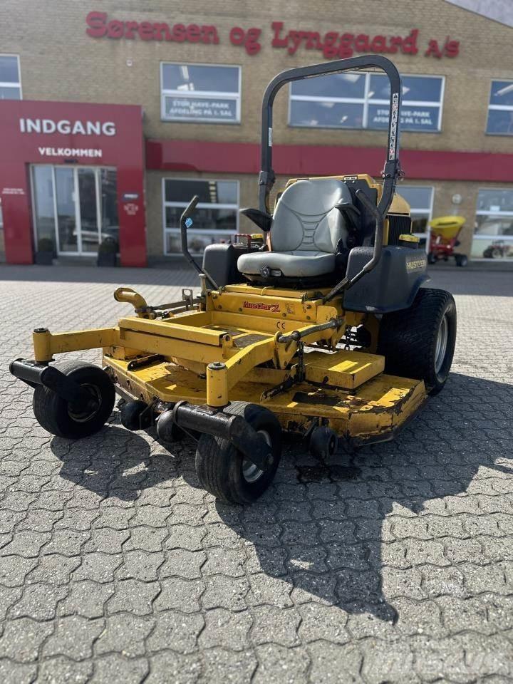Hustler Z RD Kompakttraktorer