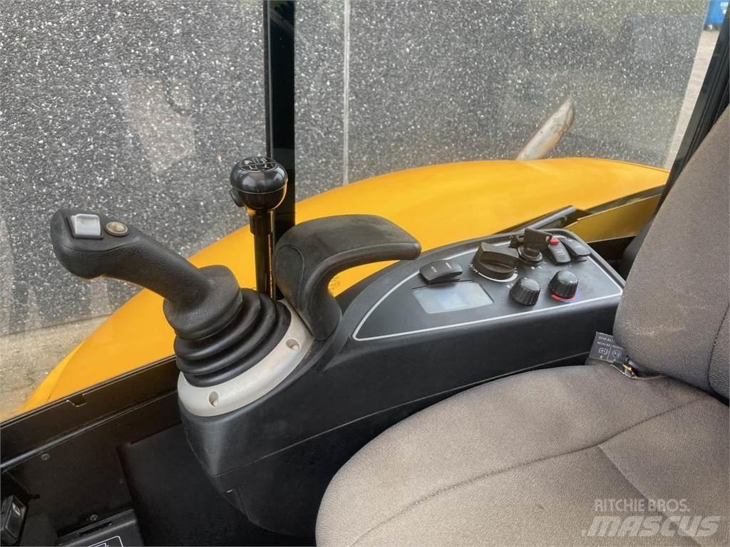 JCB 8040 ZTS Minigrävare < 7t
