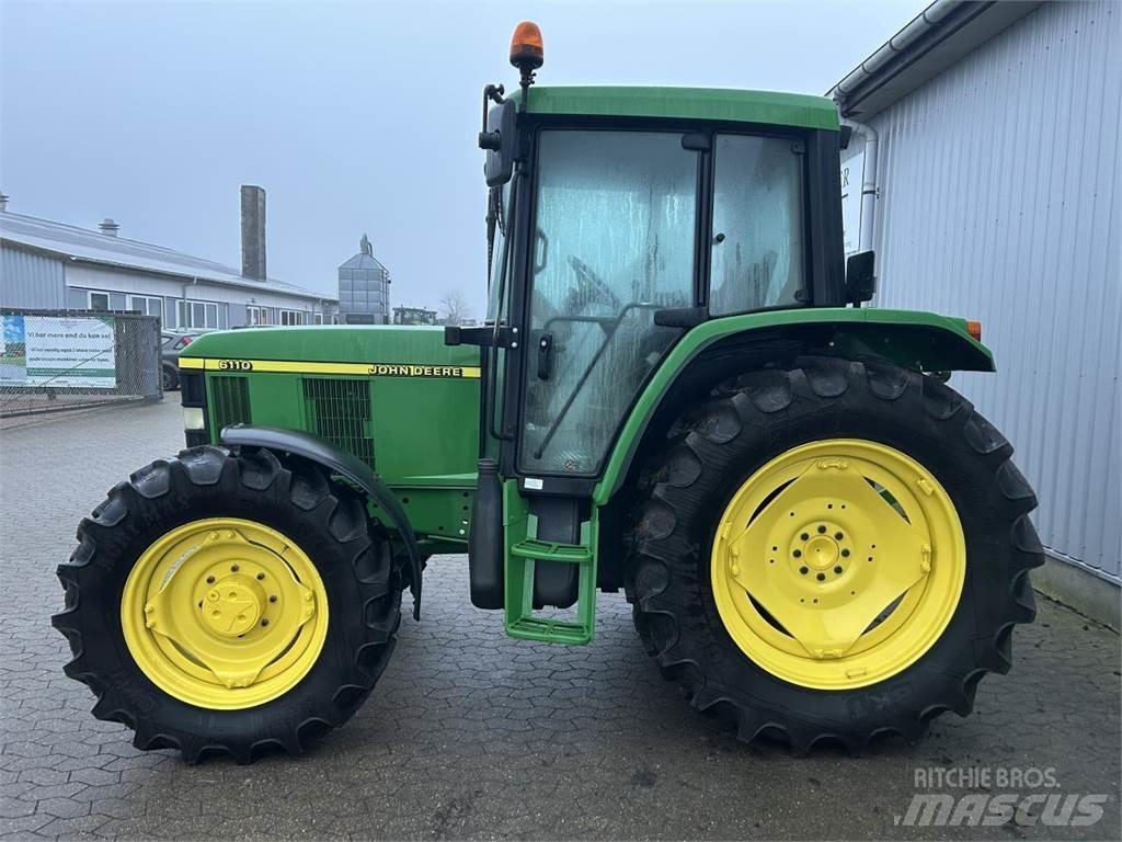 John Deere 6110 Traktorer