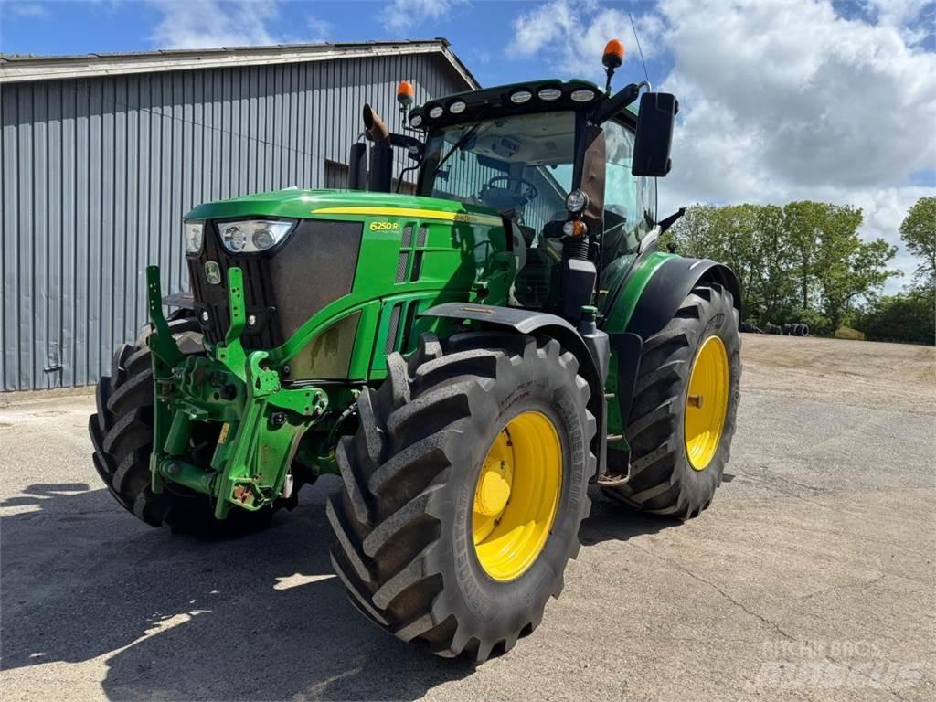 John Deere 6250R Traktorer