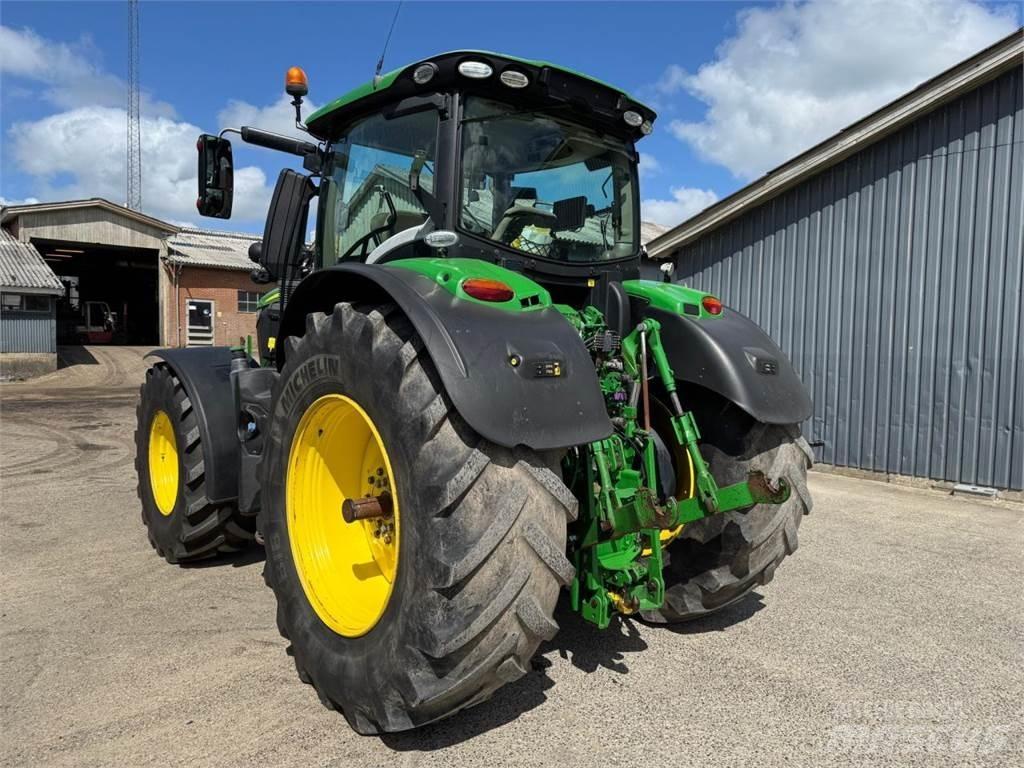 John Deere 6250R Traktorer