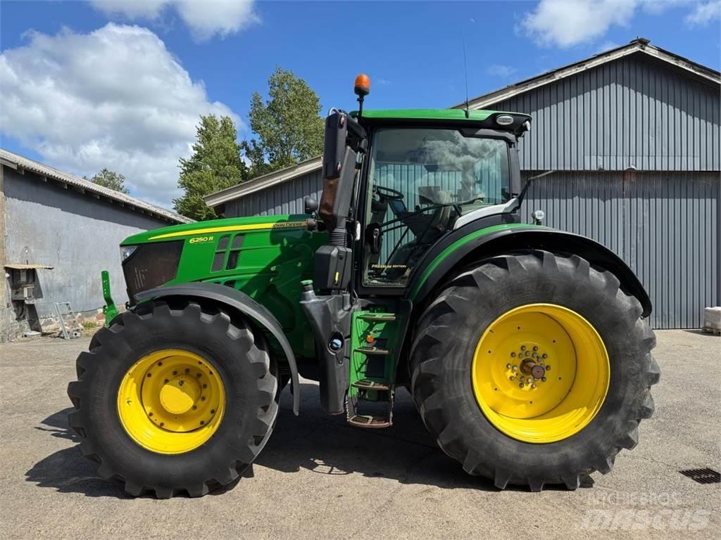 John Deere 6250R Traktorer