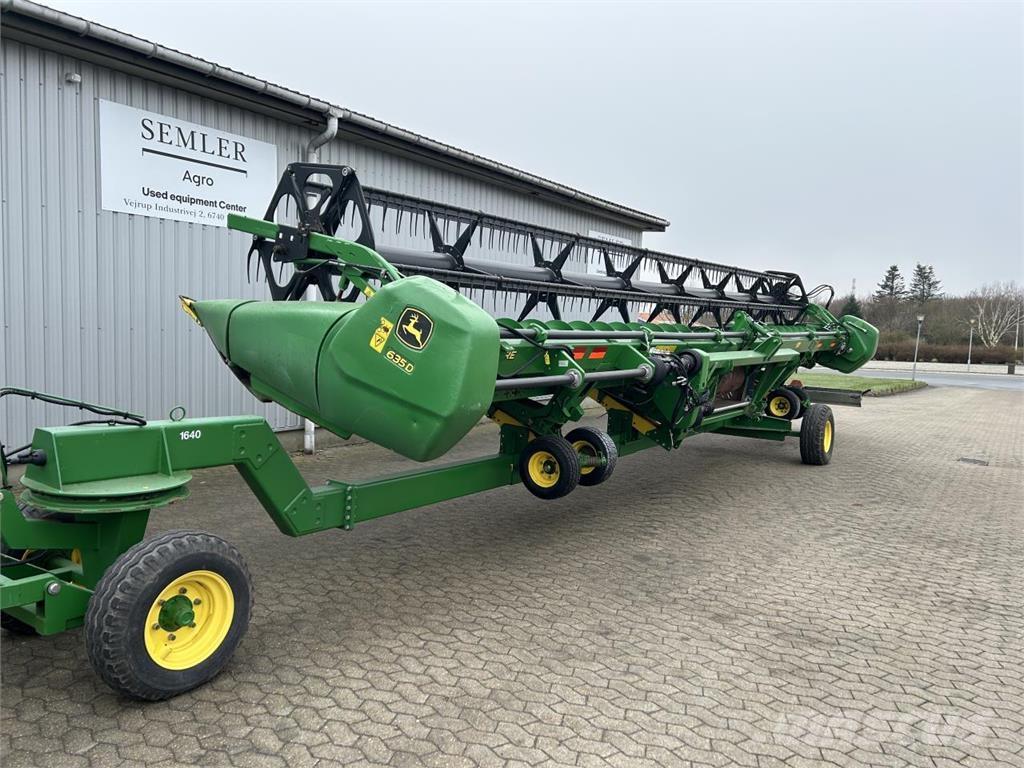 John Deere 635D Skärbord