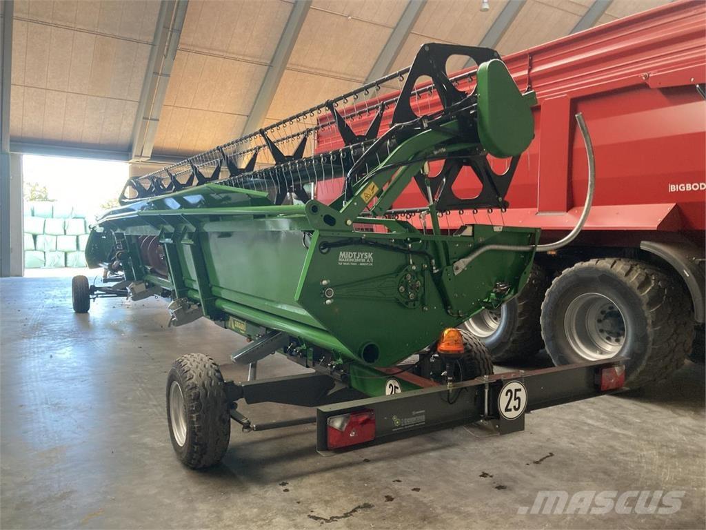 John Deere 635R Skärbord