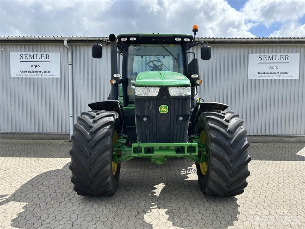 John Deere 7230R Traktorer