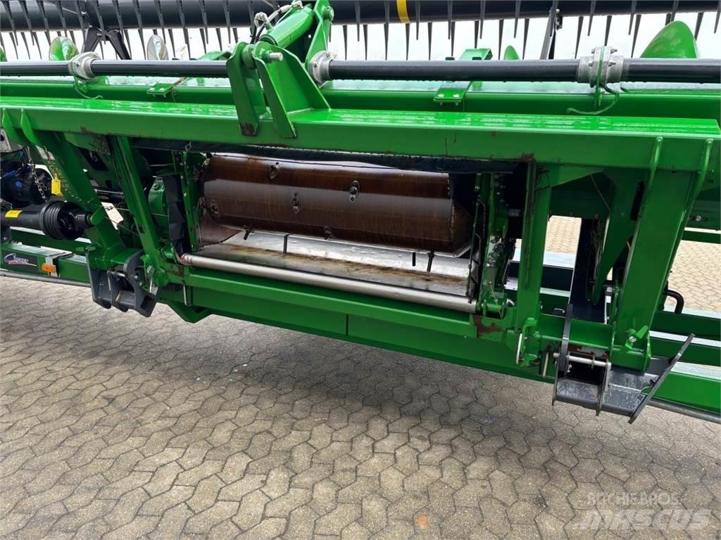 John Deere 735D Skärbord