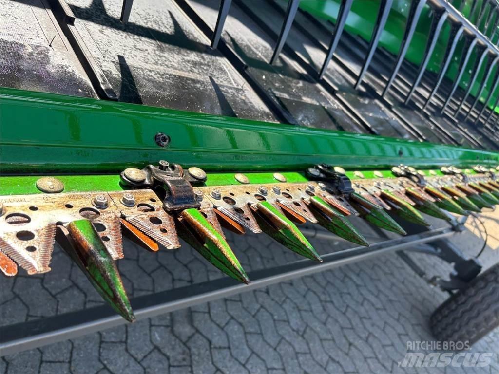 John Deere 735D Skärbord