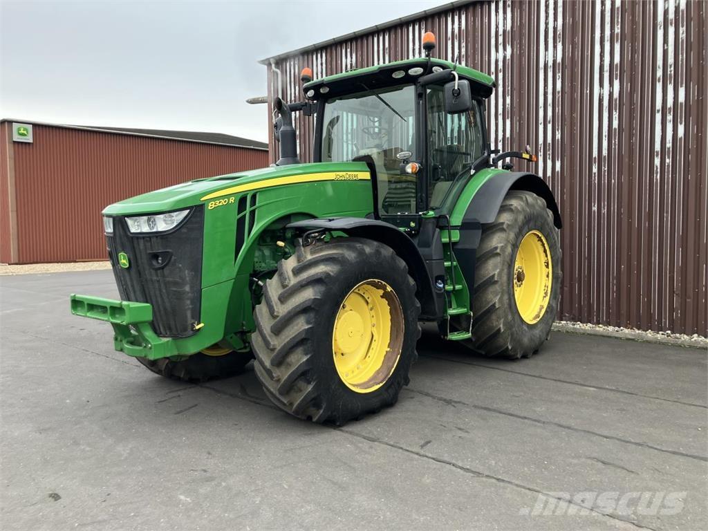John Deere 8320R Traktorer