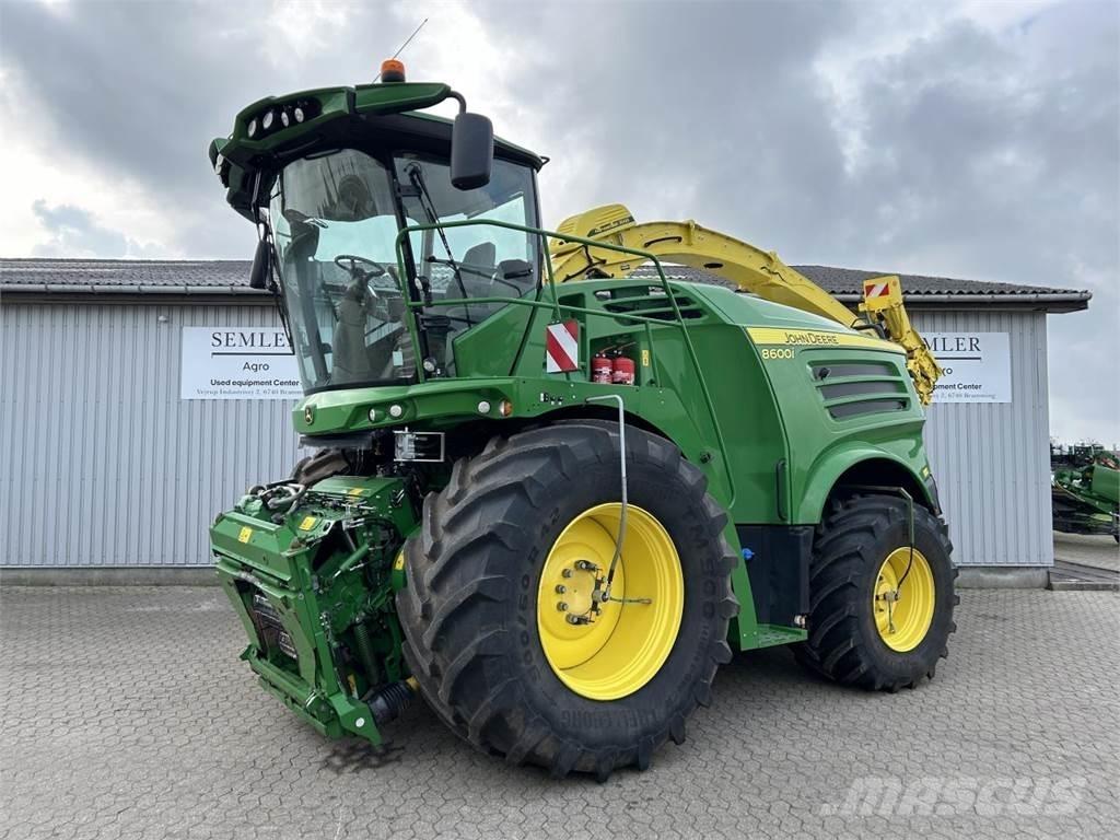 John Deere 8600I Fälthackar