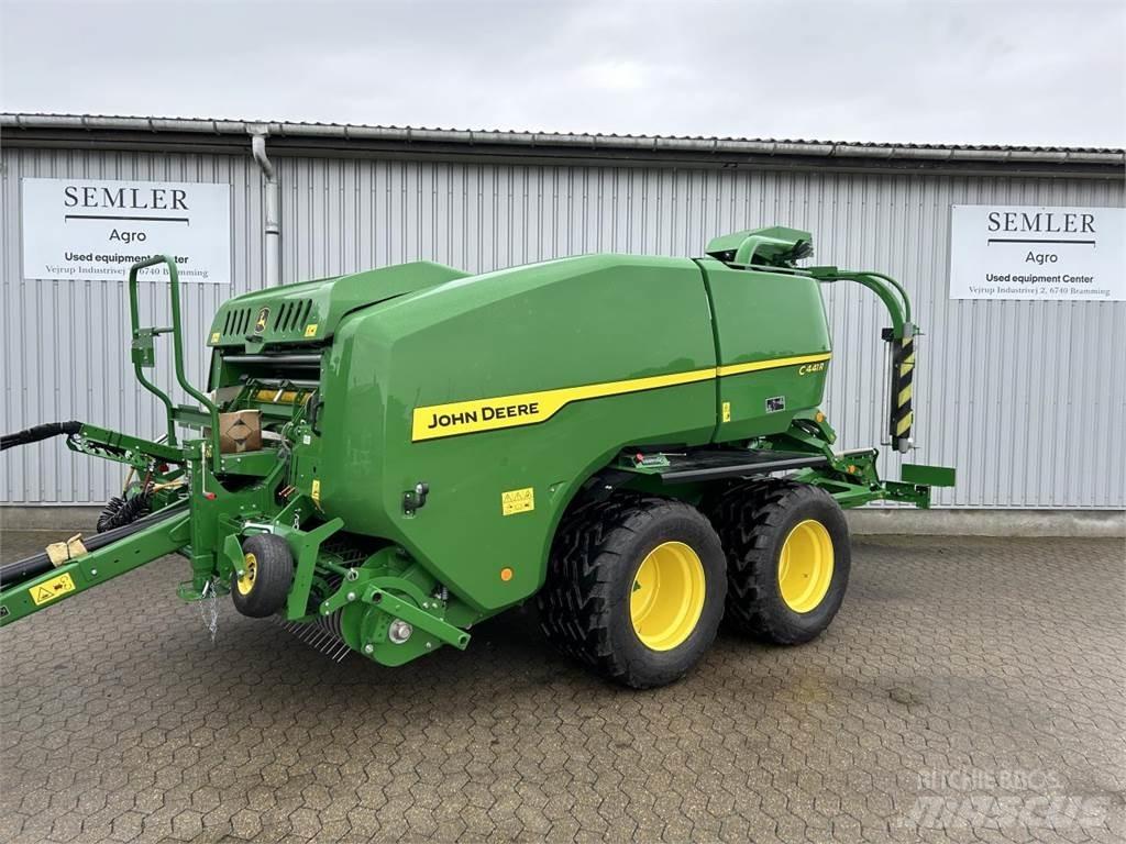John Deere C441R Rundbalspressar