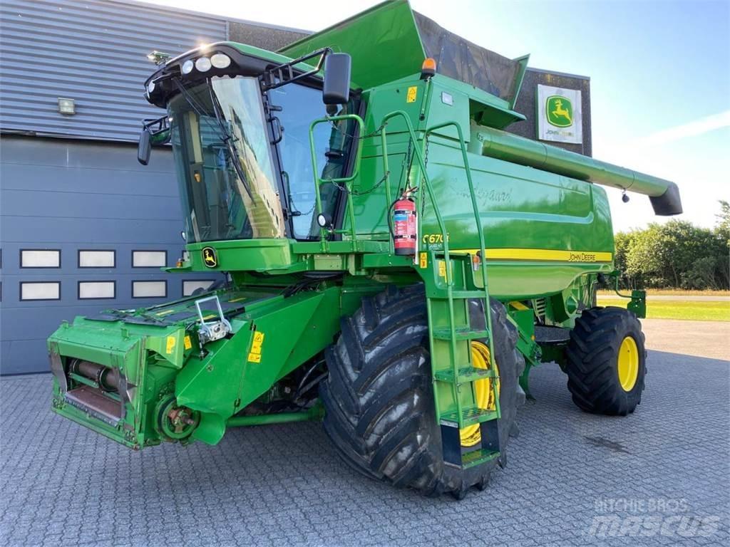John Deere C670 Skördetröskor