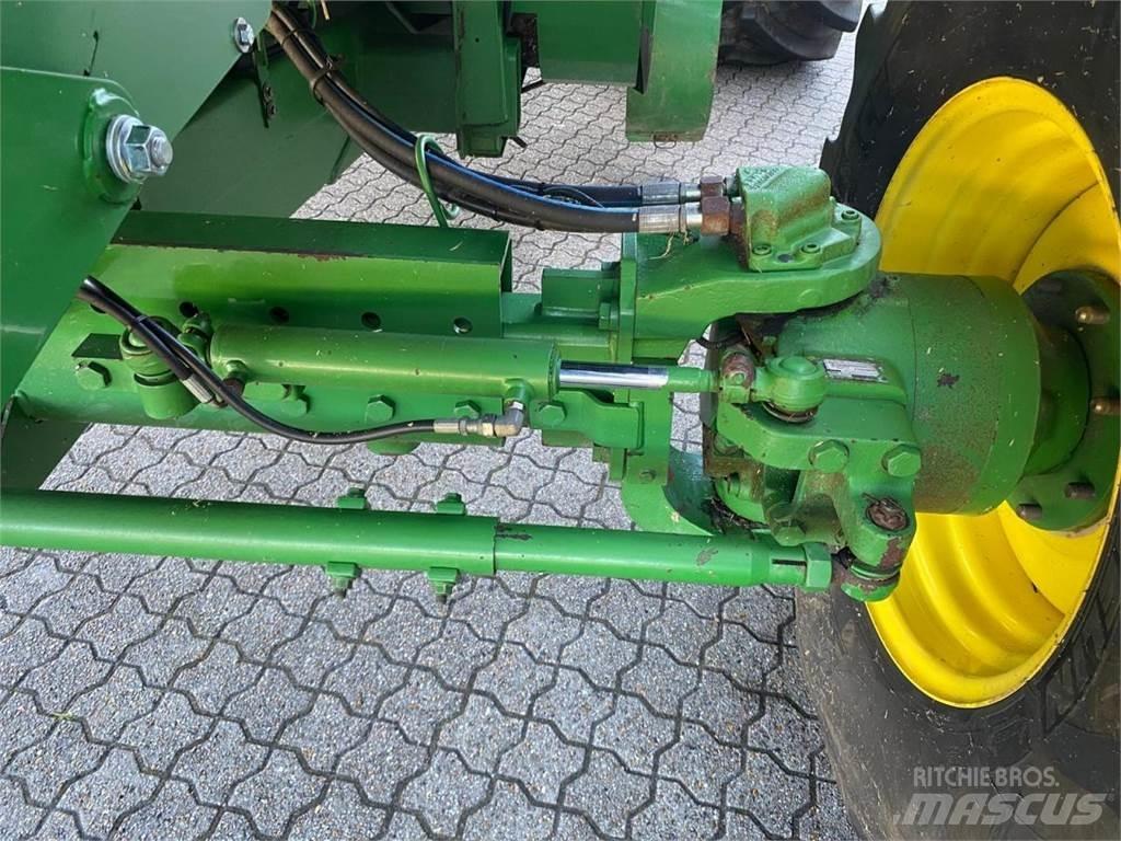 John Deere C670 Skördetröskor