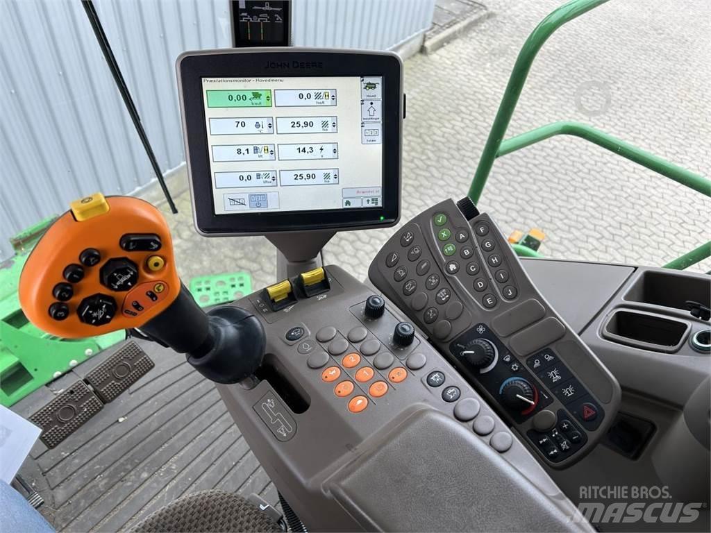 John Deere S685I Skördetröskor
