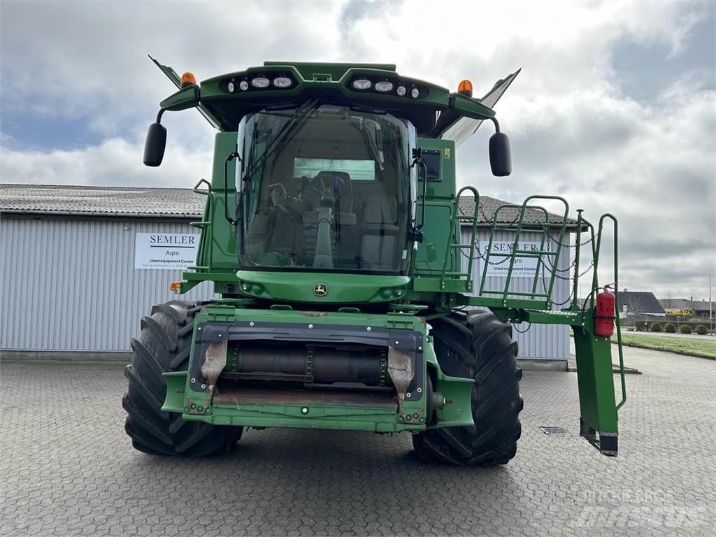 John Deere S690 Skördetröskor