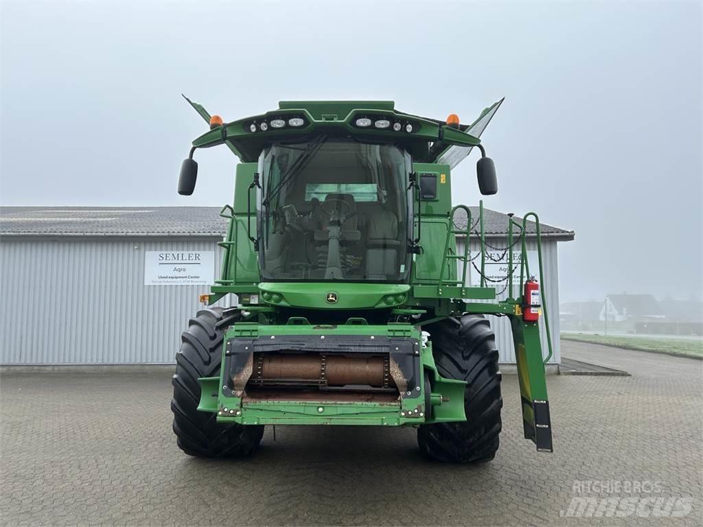 John Deere S690 Skördetröskor