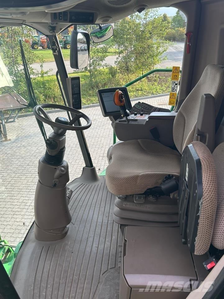 John Deere S690 Skördetröskor
