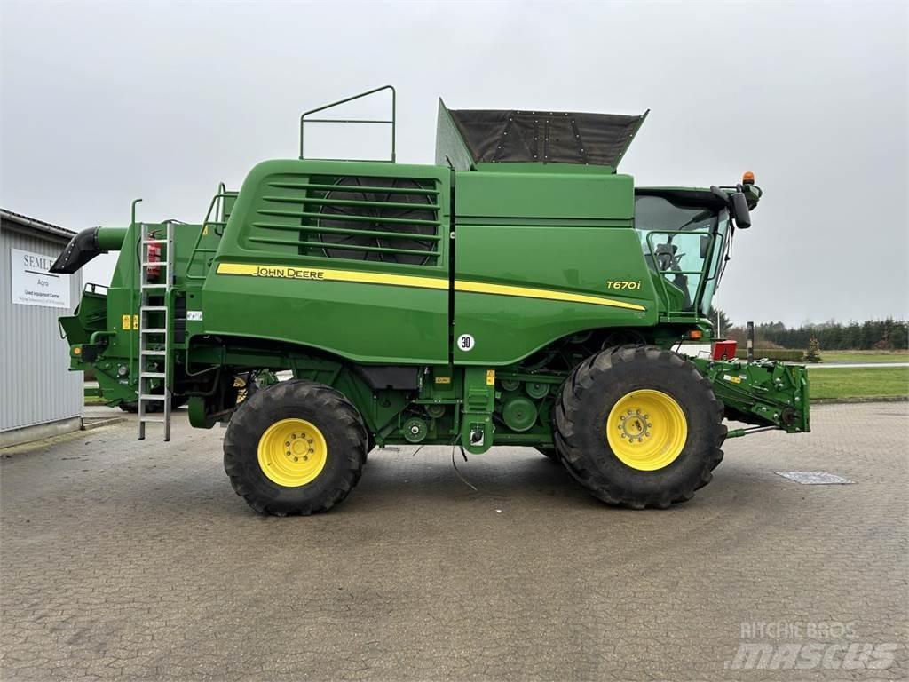 John Deere T670 Skördetröskor