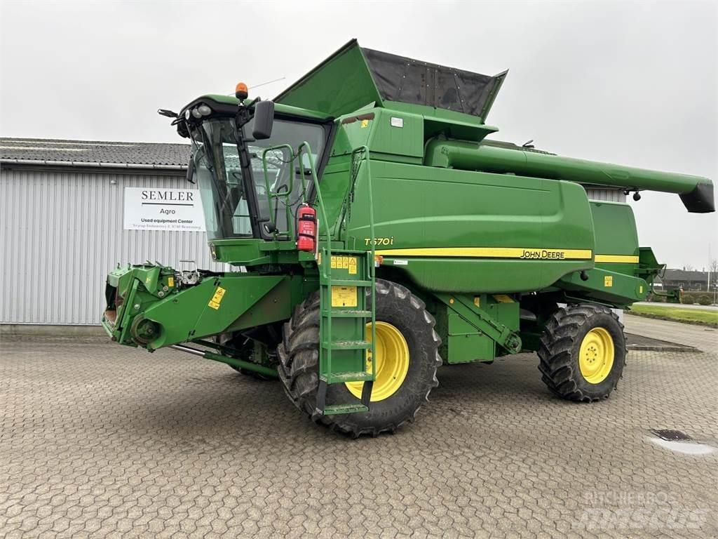 John Deere T670 Skördetröskor