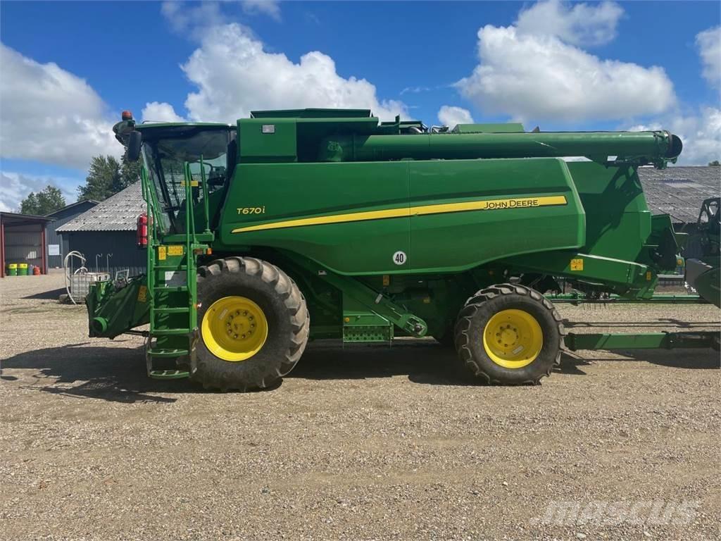 John Deere T670I Skördetröskor