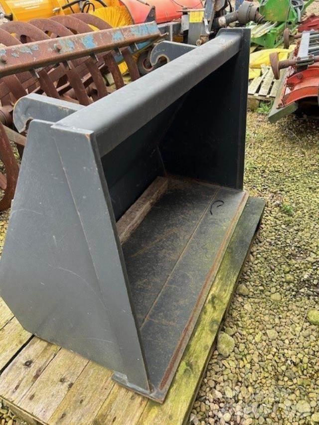 Kirk 106X50X70 Skopor