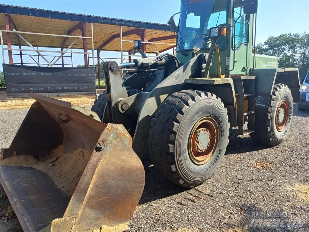 Komatsu WA270 Hjullastare