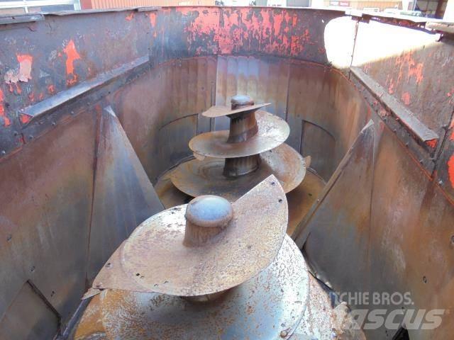 Kuhn 45 M3 Fodervagnar