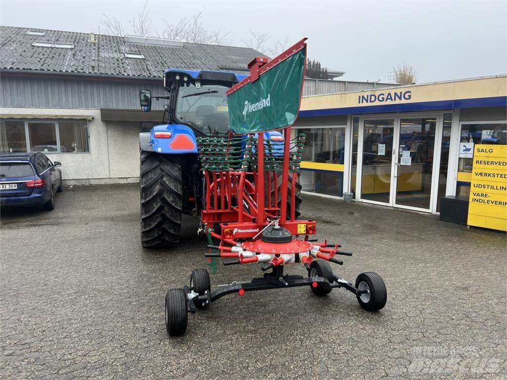 Kverneland 9542 Vändare och luftare
