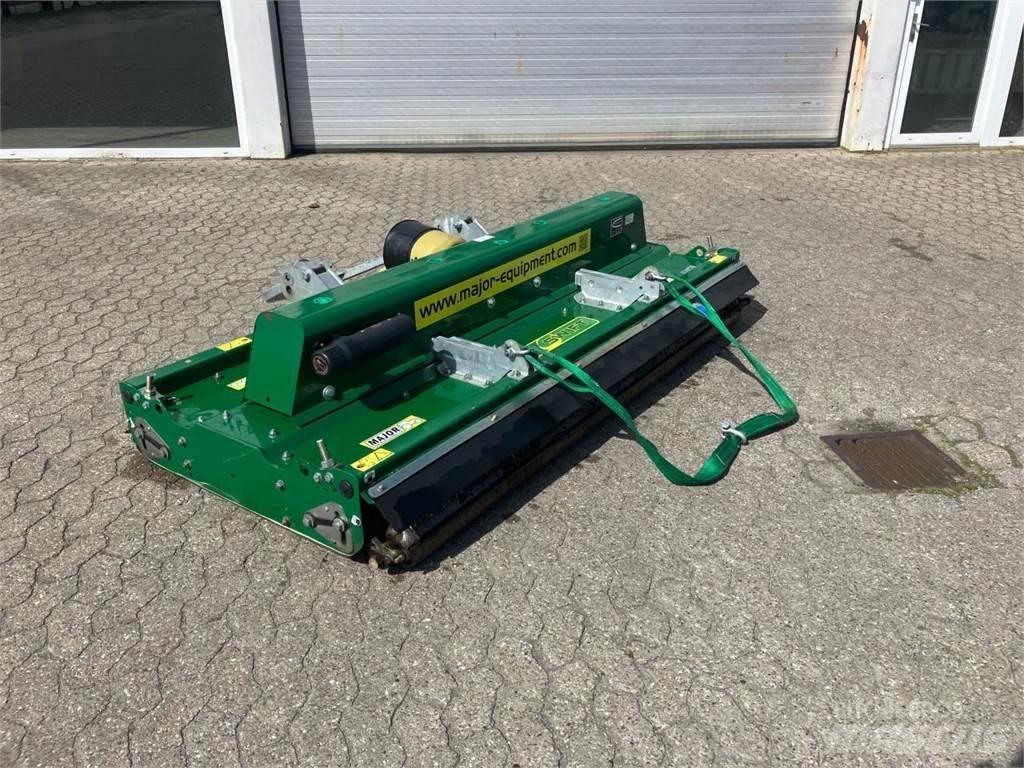 Major MJ71 240 Slåttermaskiner