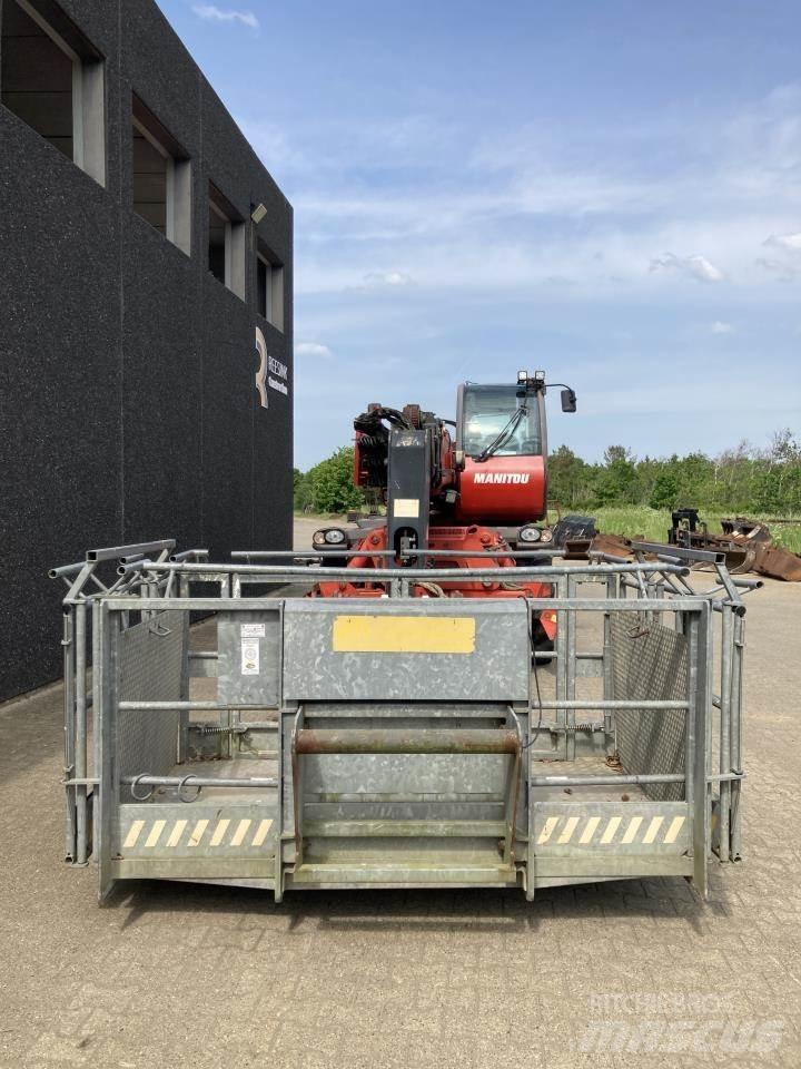 Manitou MRT2540 Teleskoplastare