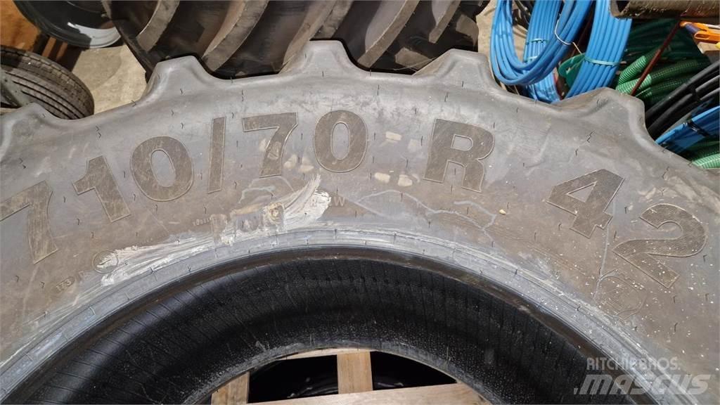 Mitas 710/70R42 Däck, hjul och fälgar