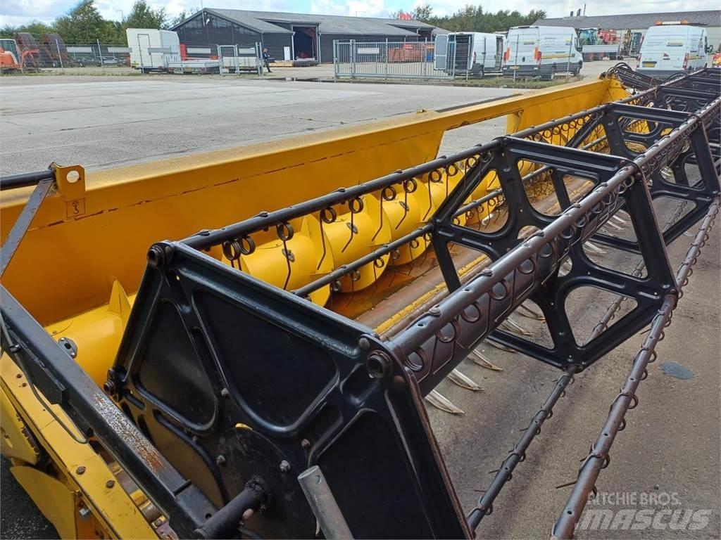 New Holland 30 X Skärbord