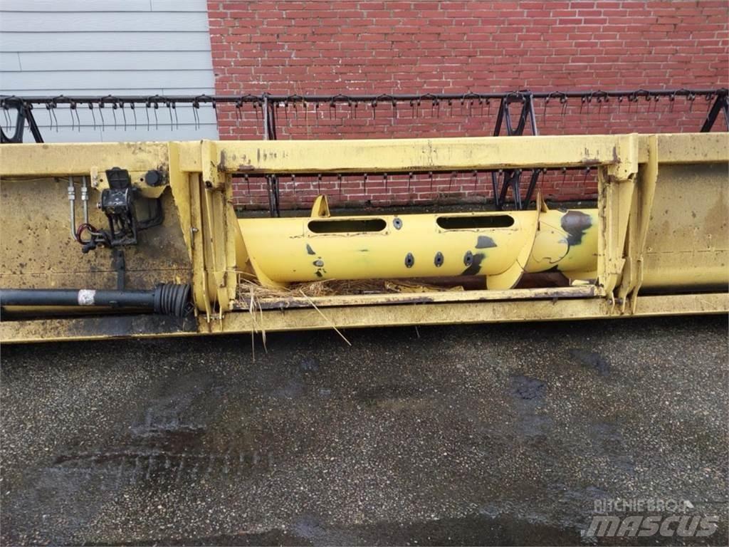 New Holland 30 X Skärbord