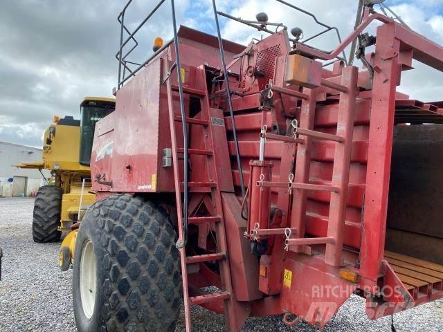 New Holland BB980 Fyrkantspressar