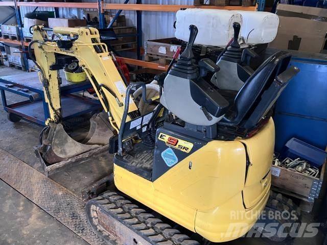 New Holland E09SR Minigrävare < 7t