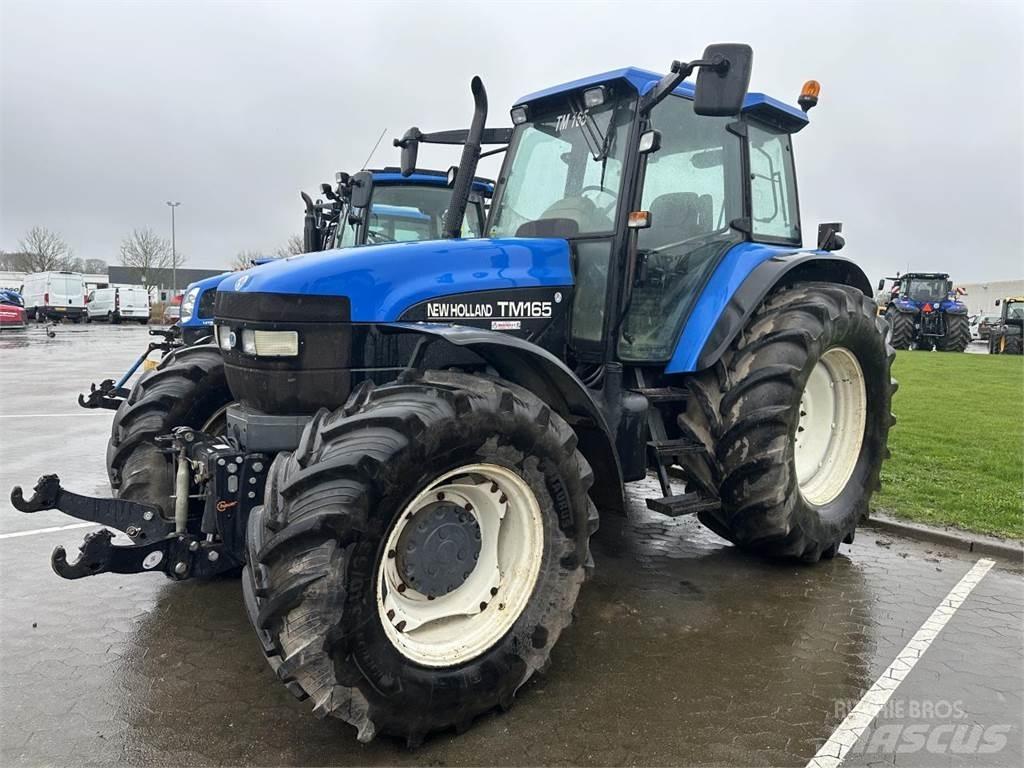 New Holland TM165 Traktorer