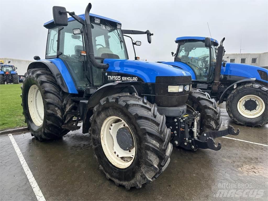 New Holland TM165 Traktorer