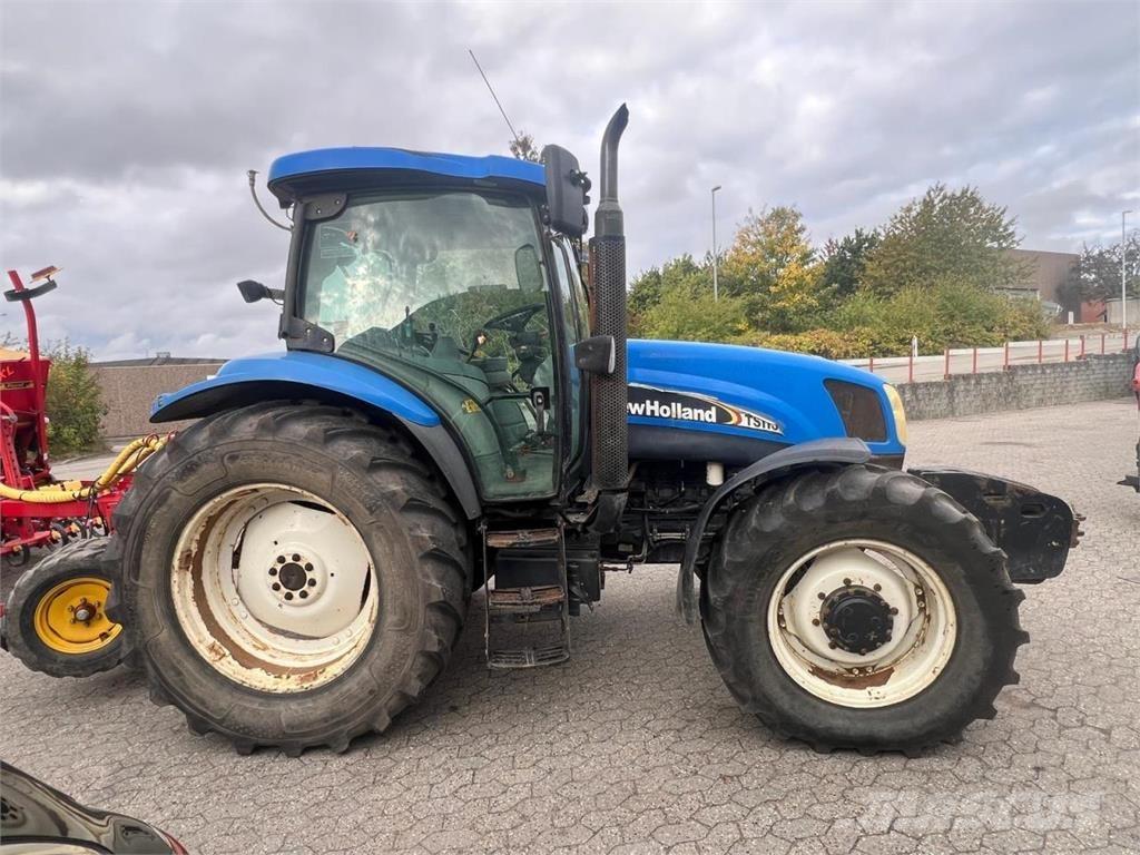 New Holland TS115A Traktorer